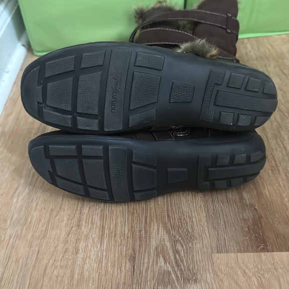 Naturalized faux fur boots - Picture 6 of 6